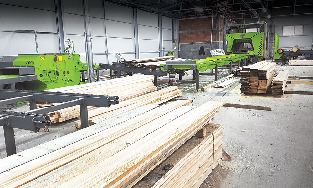 piliarska linka na mäkké drevo v Rumunsku